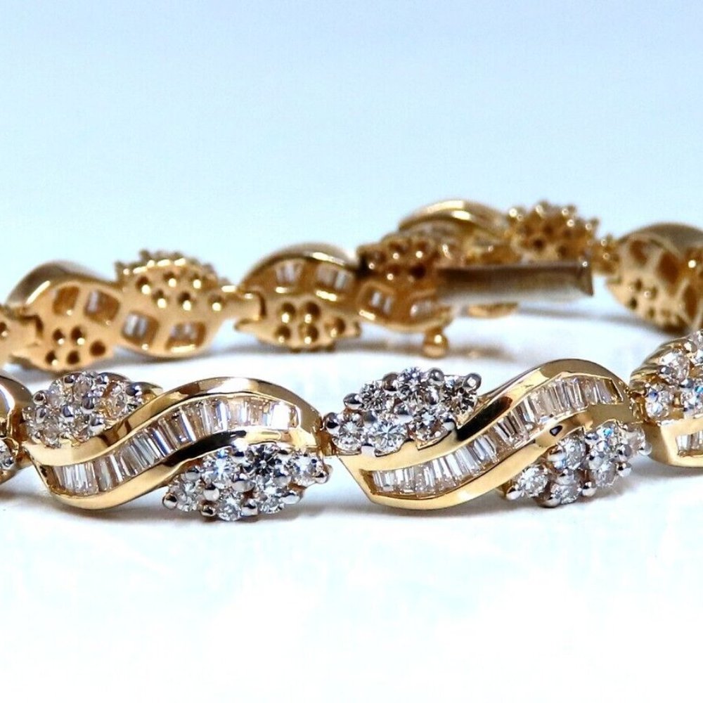 Natural Round & Baguettes Diamonds Cluster Channel Bracelet 14kt*